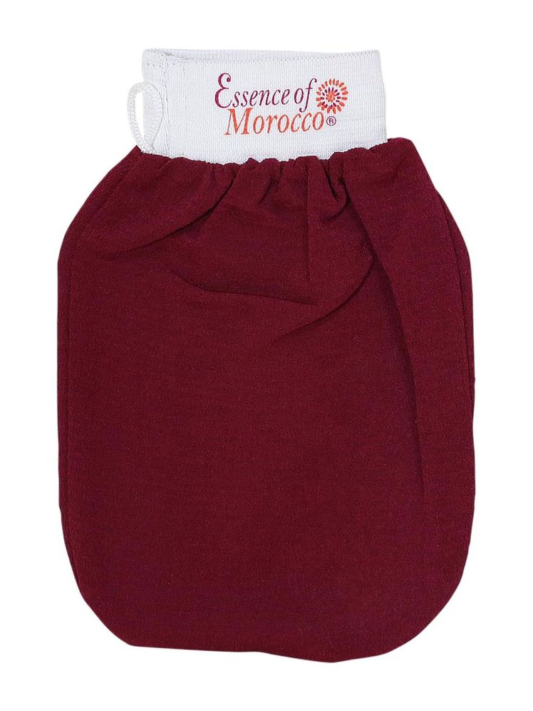 Image may contain: Clothing, Skirt, and Maroon