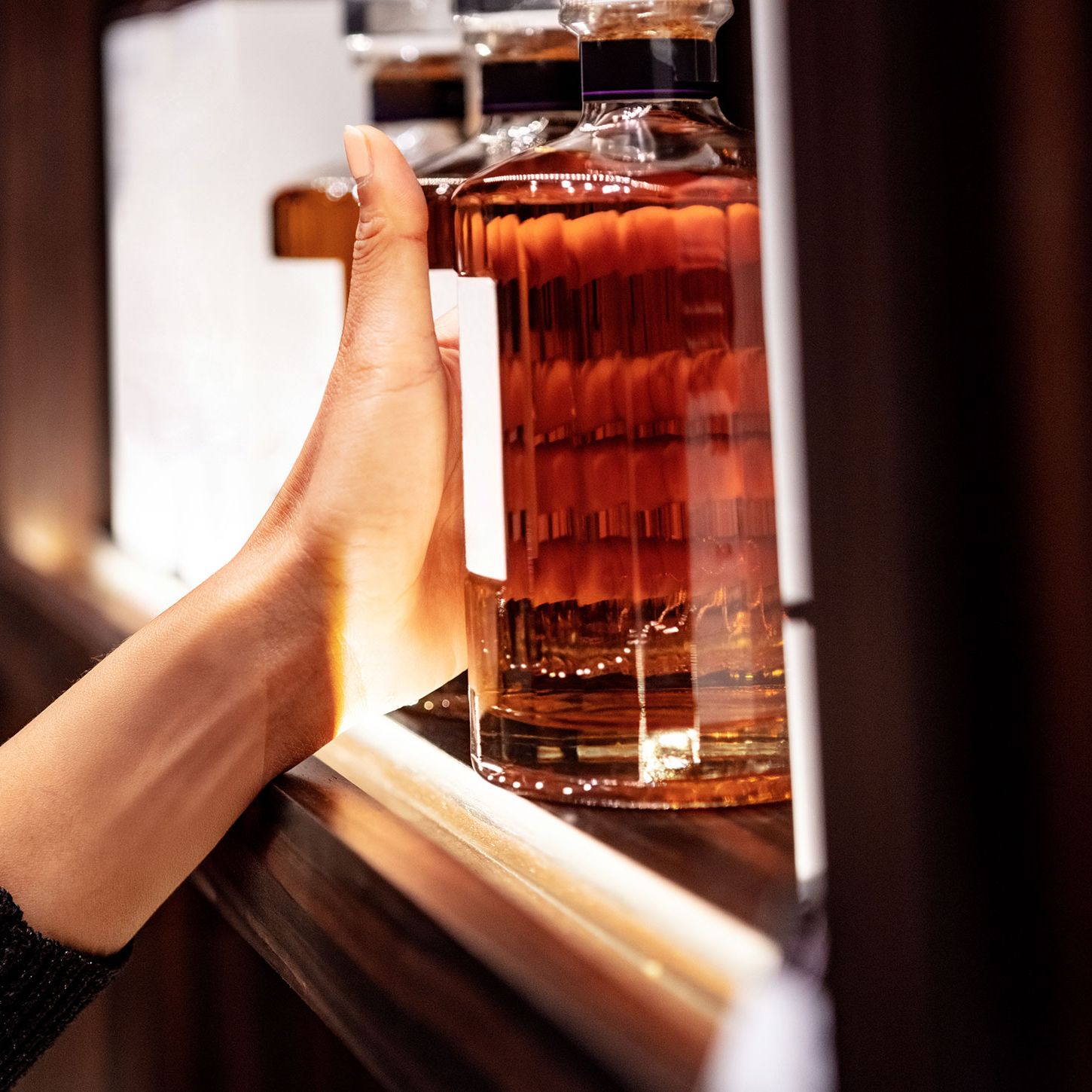 8 mistakes to avoid when packing alcohol for a flight: how to fly with booze this Christmas