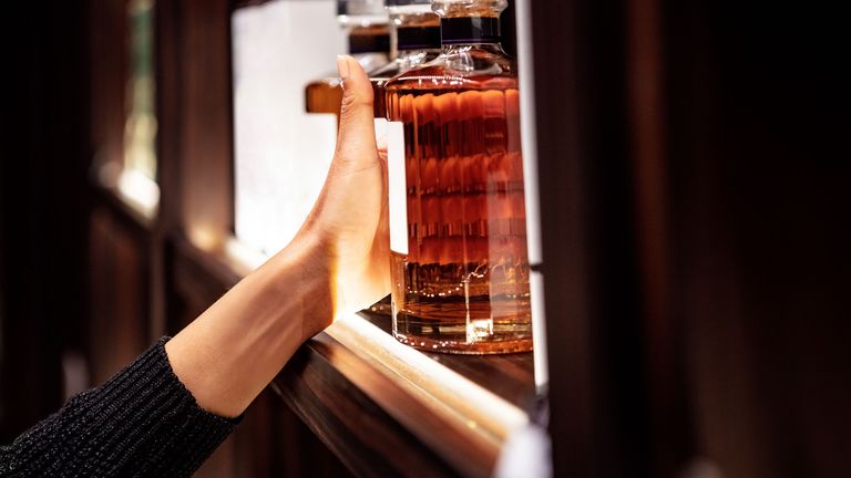 8 mistakes to avoid when packing alcohol for a flight: how to fly with booze this Christmas