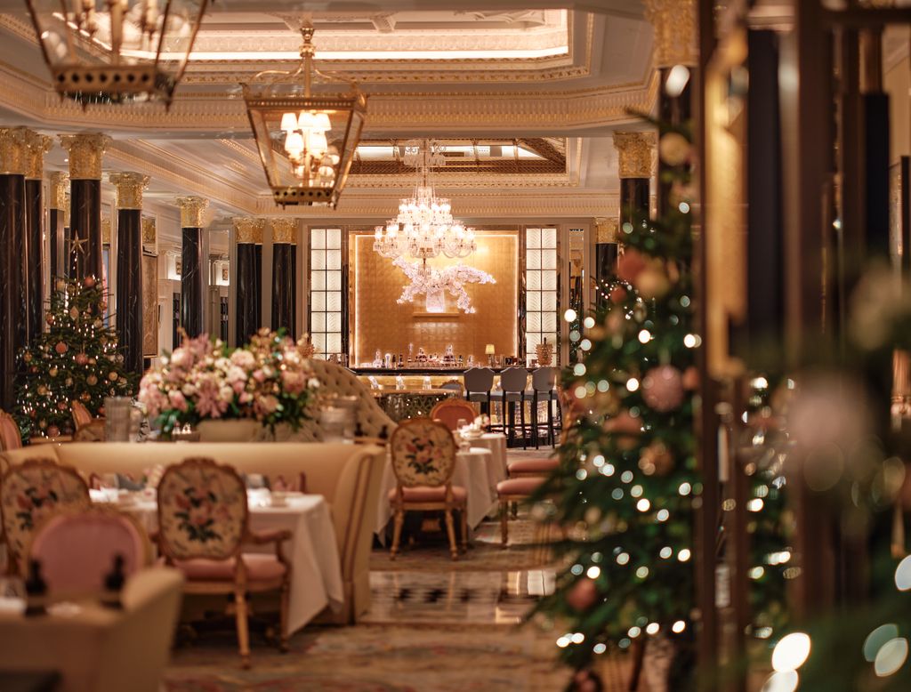 Best for oldschool glitz and glamour      The Dorchester has perhaps Londons most dramatic reputation  set designer...
