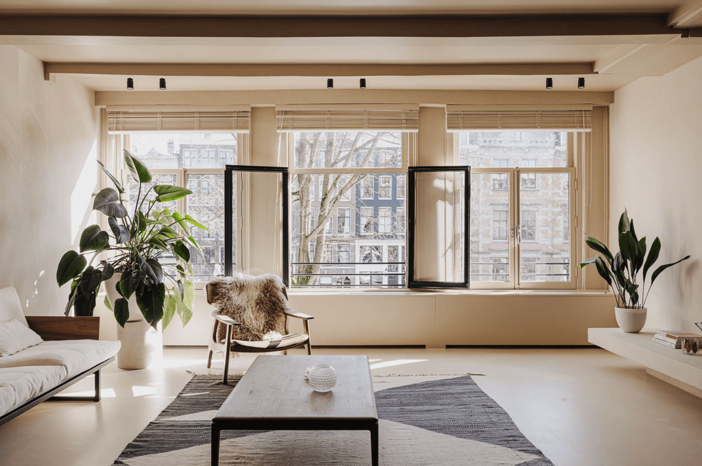 Luxury waterside flat in the Canal District Amsterdam